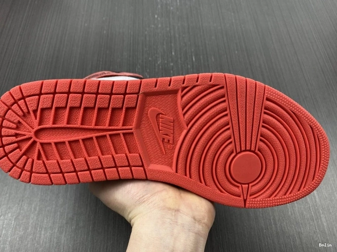 Boostmaster lin Air 'Track Retro 555088-112 High OG 1 Jordan Red' 0814